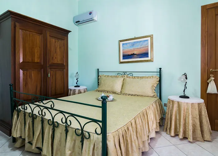 Casa Titti Bed & Breakfast Càbras
