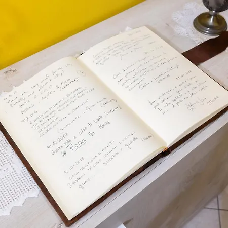 فندق مبيت وإفطار Casa Titti Càbras